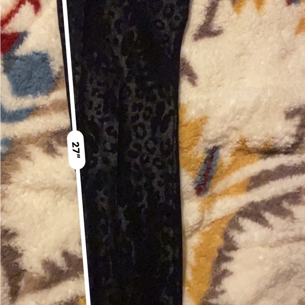 Express Leopard Print Sheen Leggings - Picture 7 of 7